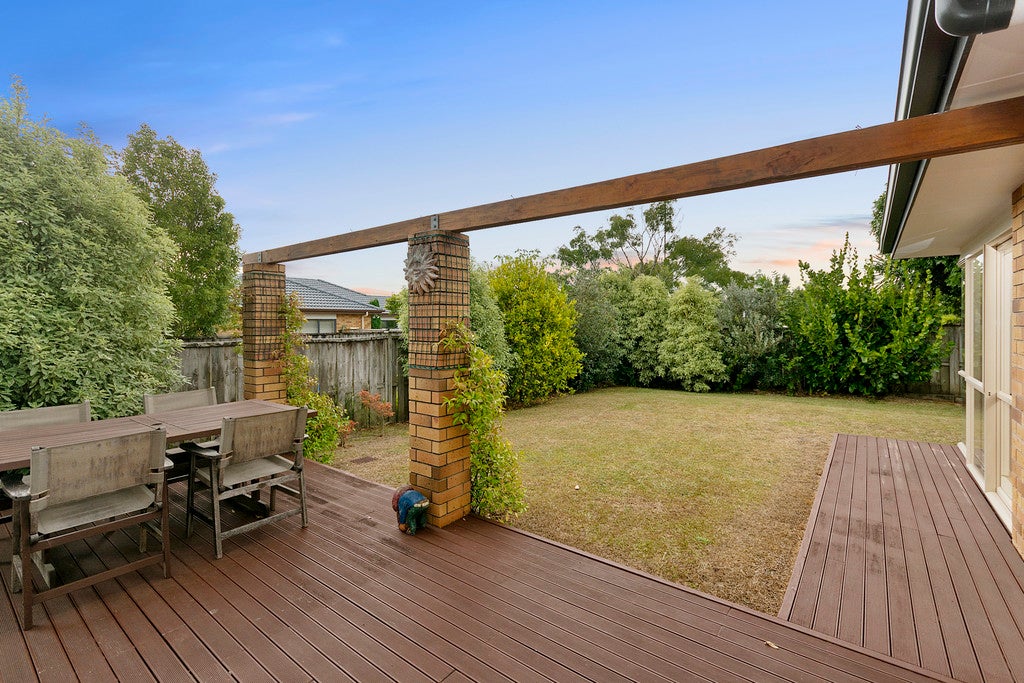81 Summerland Drive, Henderson, Auckland - Carousel 16