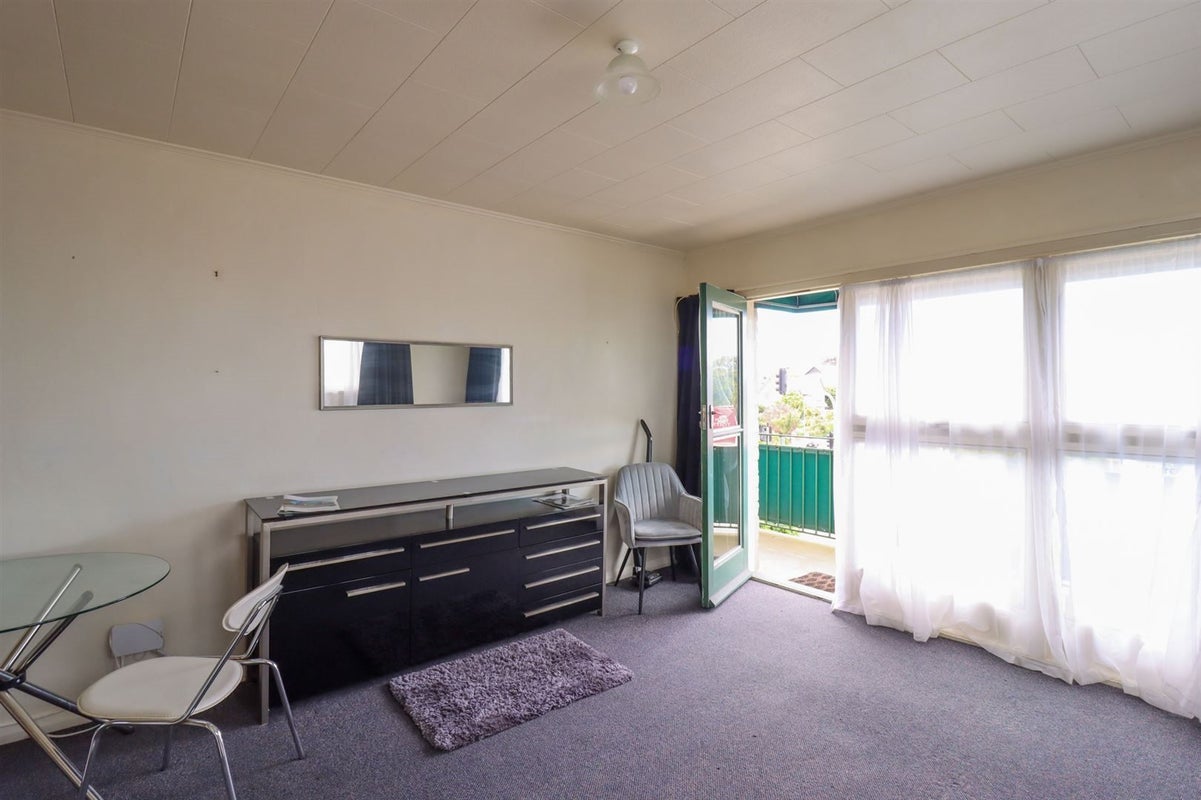 2/46 Evans Street, Maori Hill, Timaru - Carousel 2