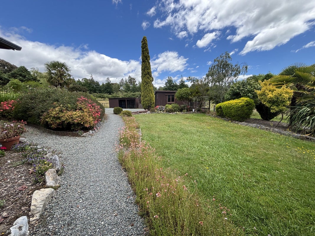 77 Hoddy Road, Redwood Valley, Richmond - Carousel 2