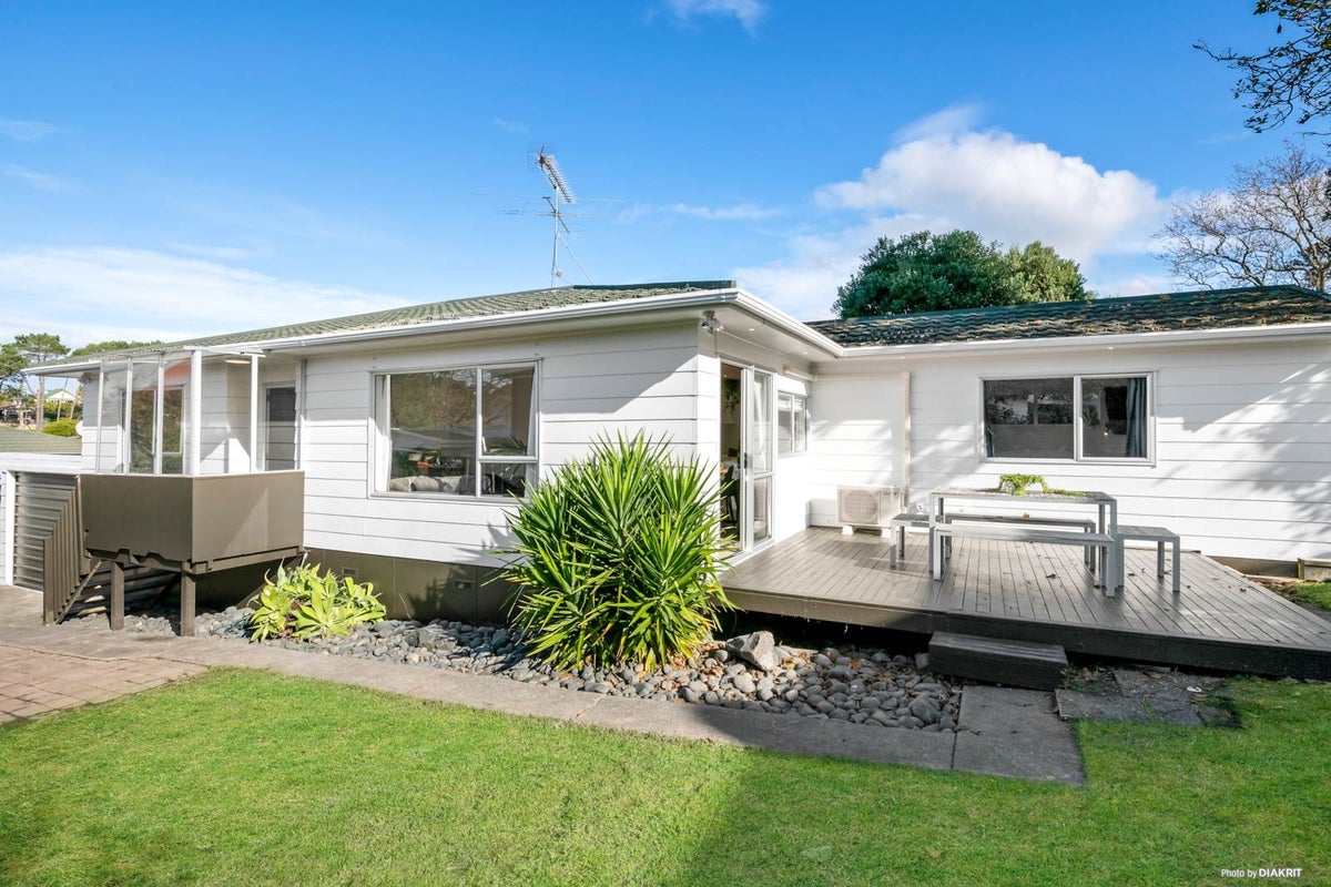 14B Brandon Road, Manly, Whangaparaoa - Carousel 1