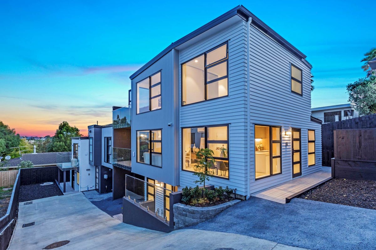 40C Arran Road, Browns Bay, Auckland - Carousel 1