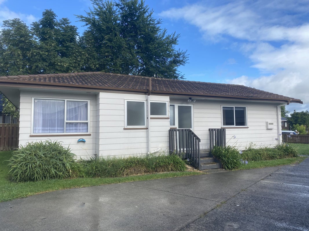 15 Kentucky Crescent, Nawton, Hamilton - Carousel 1