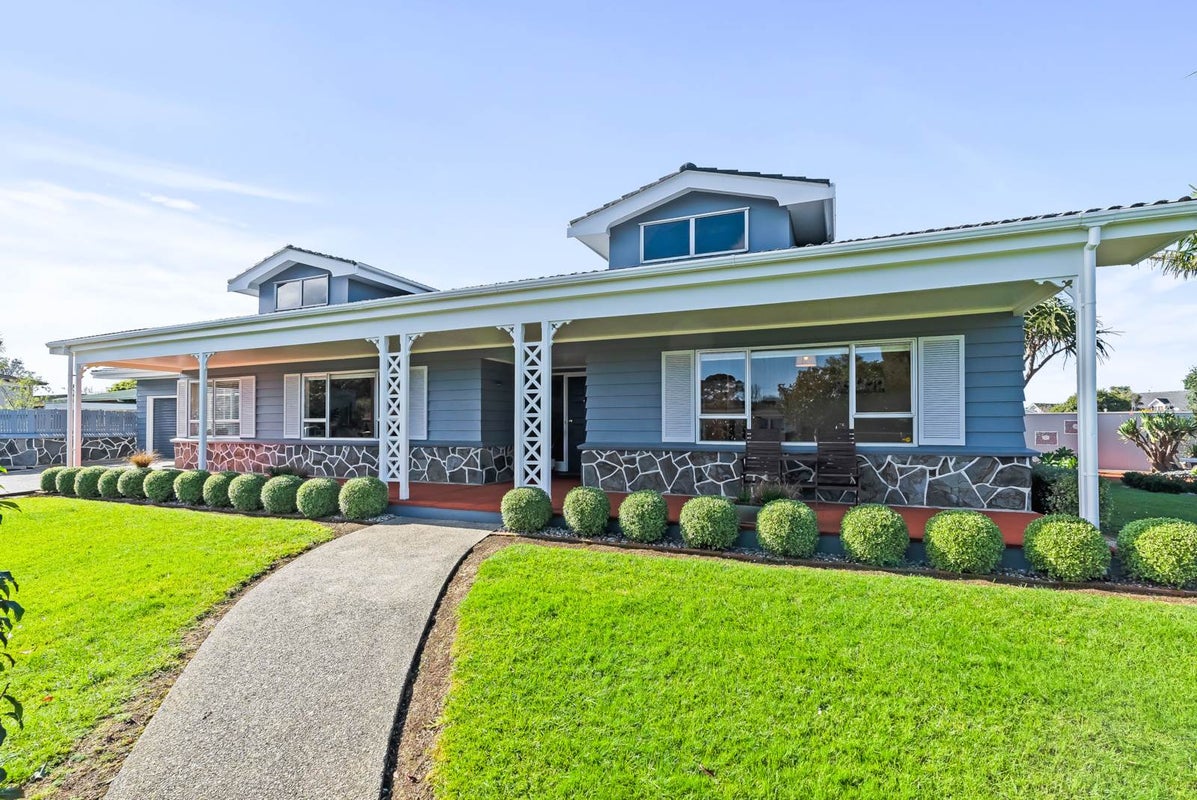 2 Blenheim Court, Kamo, Whangarei - Carousel 1