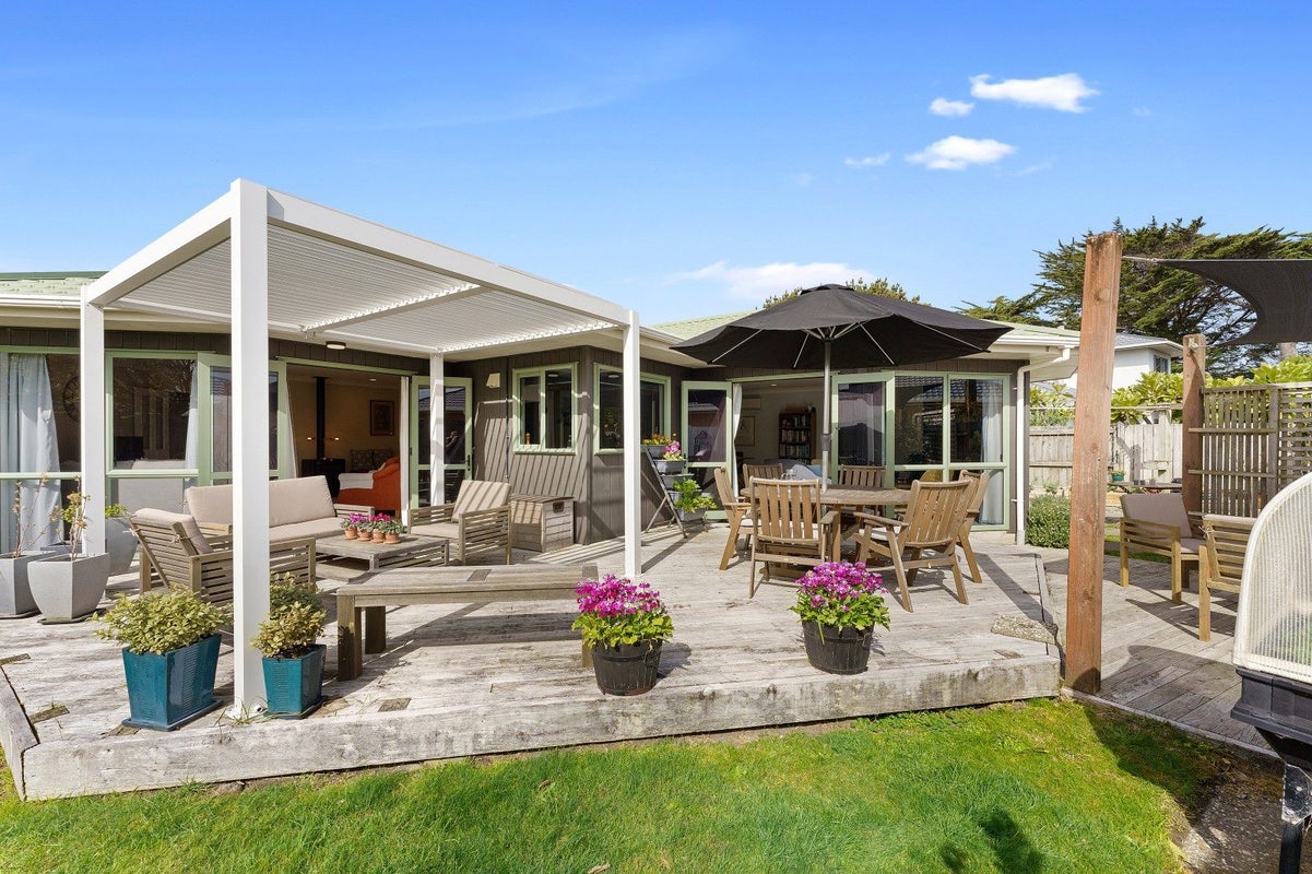 7 Caughley Place, Otaki Beach, Otaki - Carousel 2