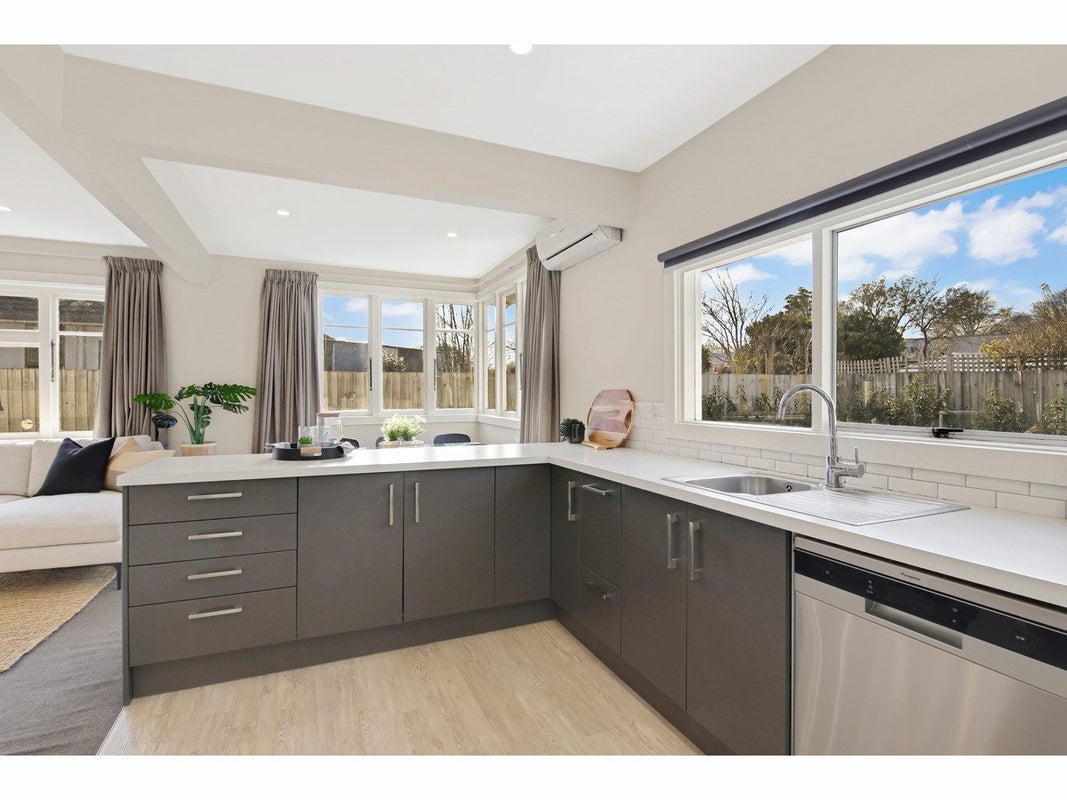 1/278 Hills Road, Mairehau, Christchurch - Carousel 2