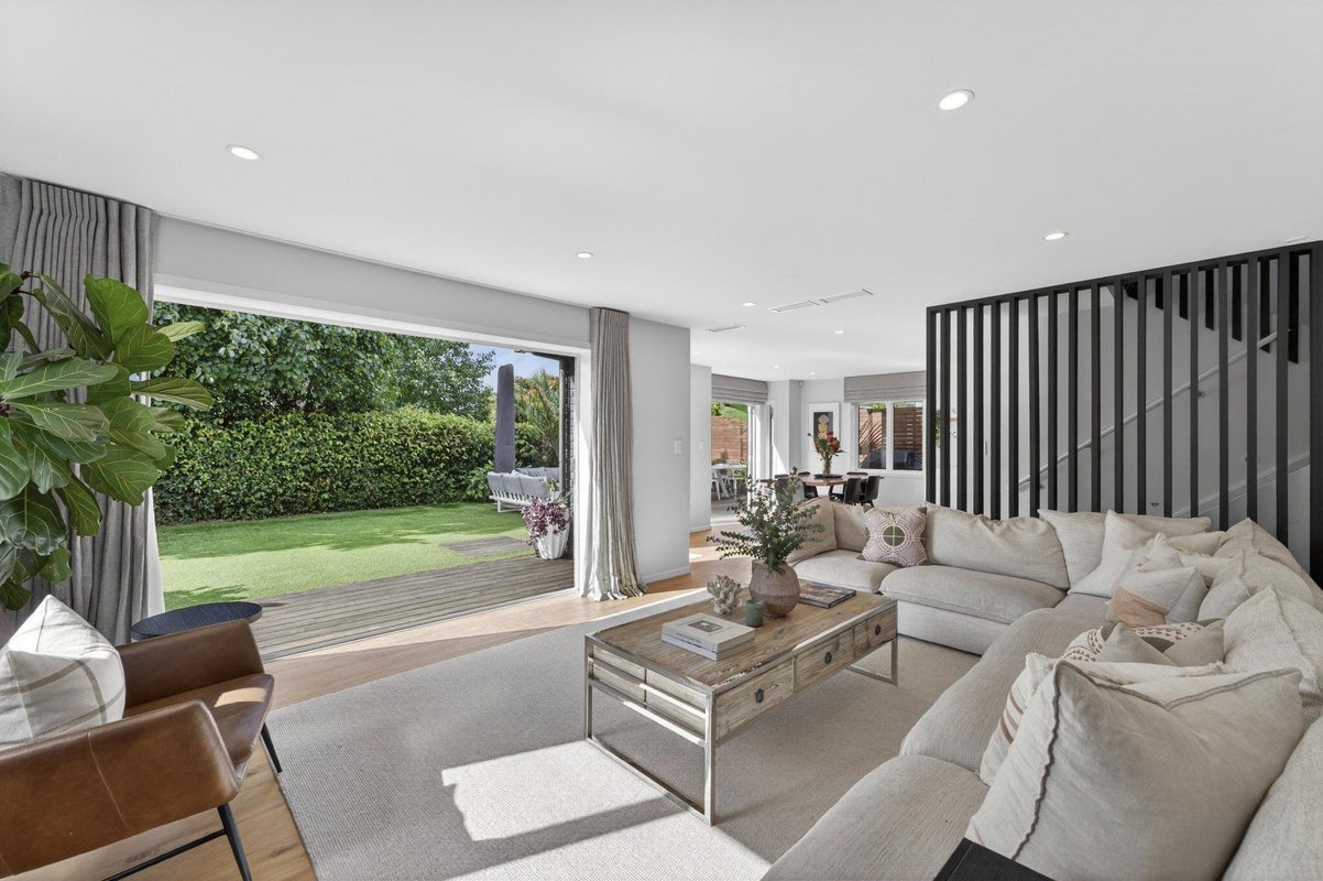 5 Dempsey Street, Remuera, Auckland - Carousel 2