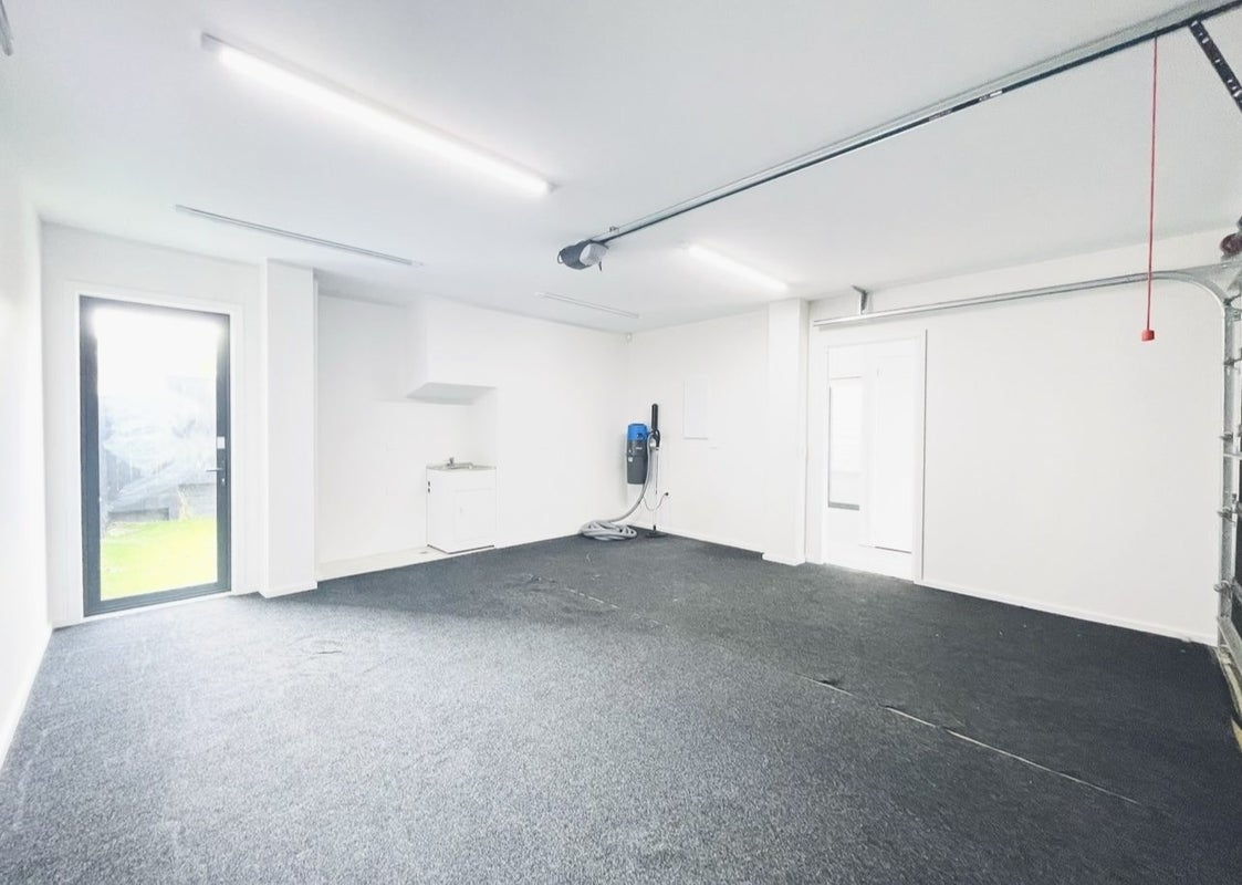 29C Patons Road, Howick, Auckland - Carousel 23