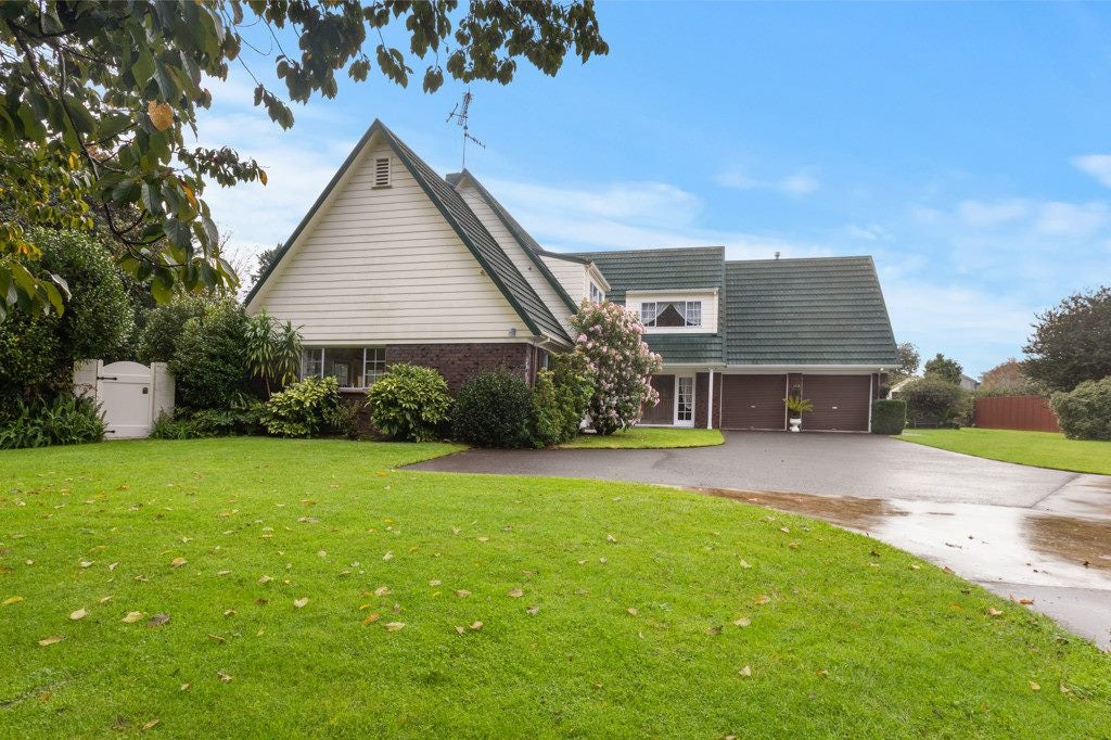 9B Dalbeth Place, Matangi, Hamilton - Carousel 2