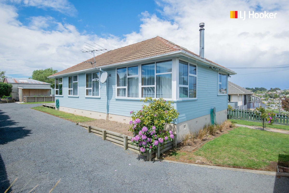 59 Columba Avenue, Calton Hill, Dunedin - Carousel 1