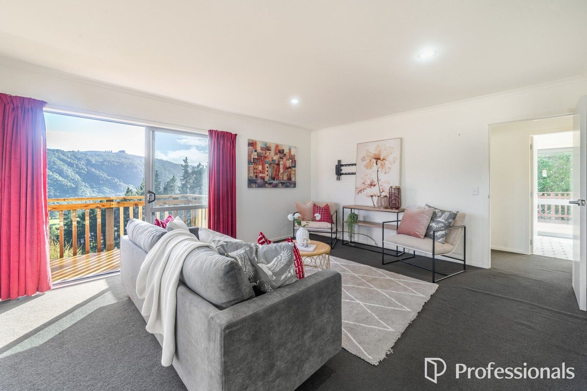 45B Kingsley Street, Stokes Valley, Lower Hutt - Carousel 2