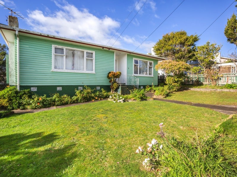 21 Sievers Grove, Cannons Creek, Porirua - Carousel 7