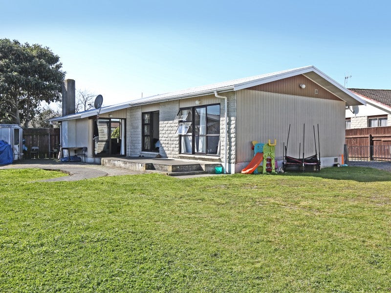 15 Columbus Crescent, Flaxmere, Hastings - Carousel 8