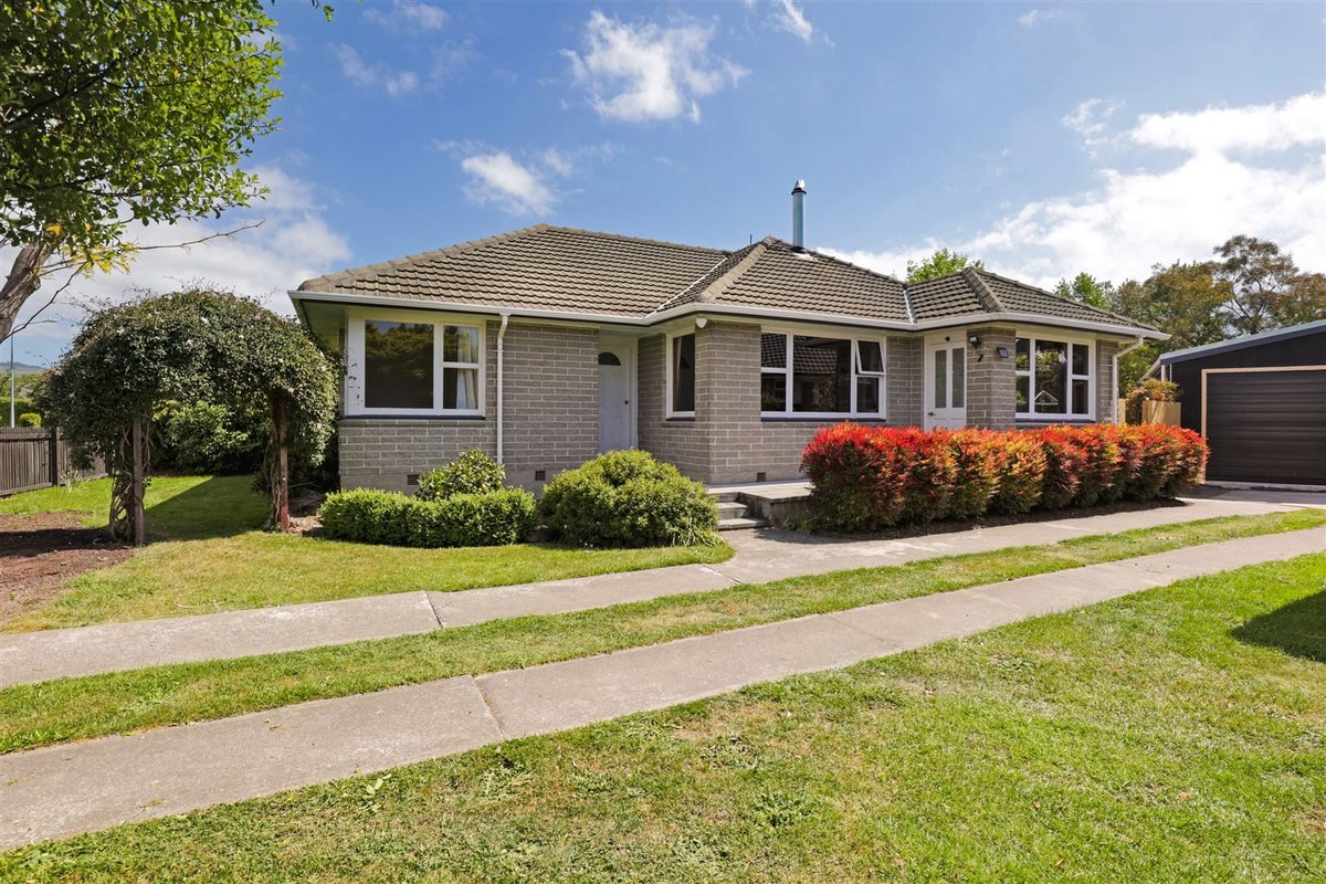 23 Damien Place, Bromley, Christchurch - Carousel 1