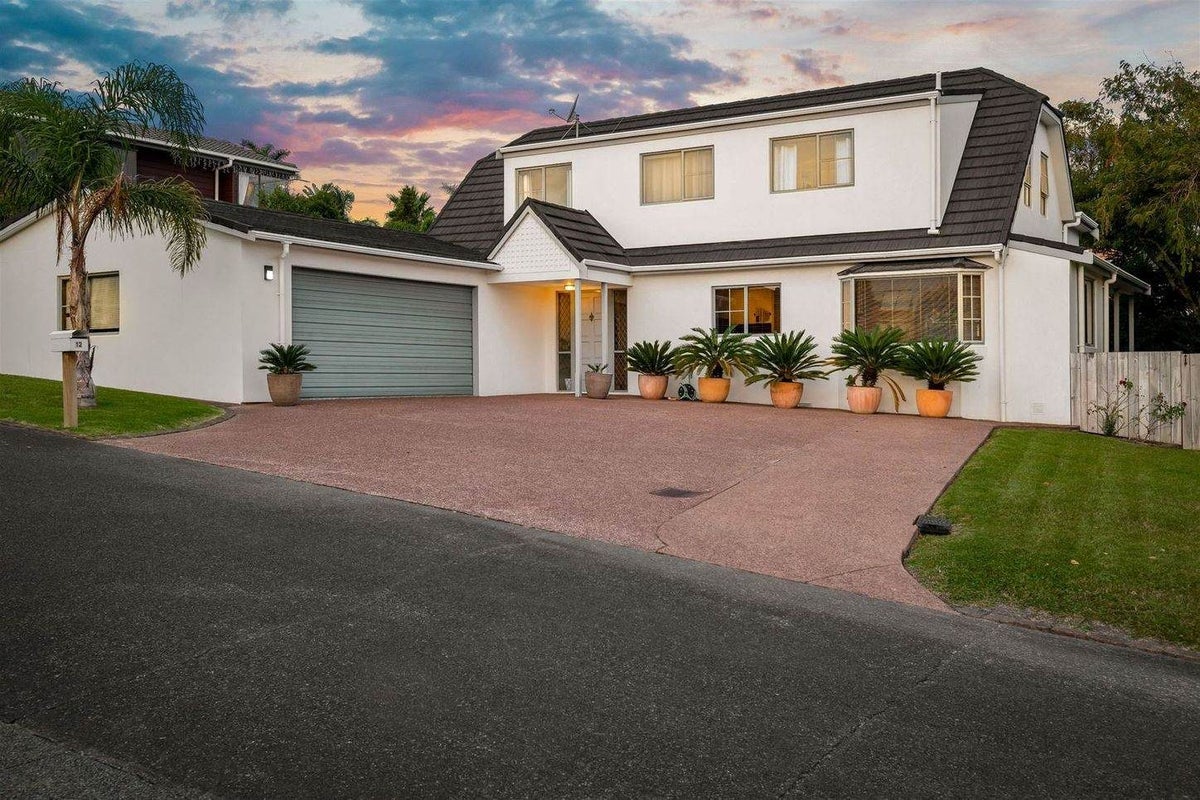 12 Mako Street, West Harbour, Auckland - Carousel 1