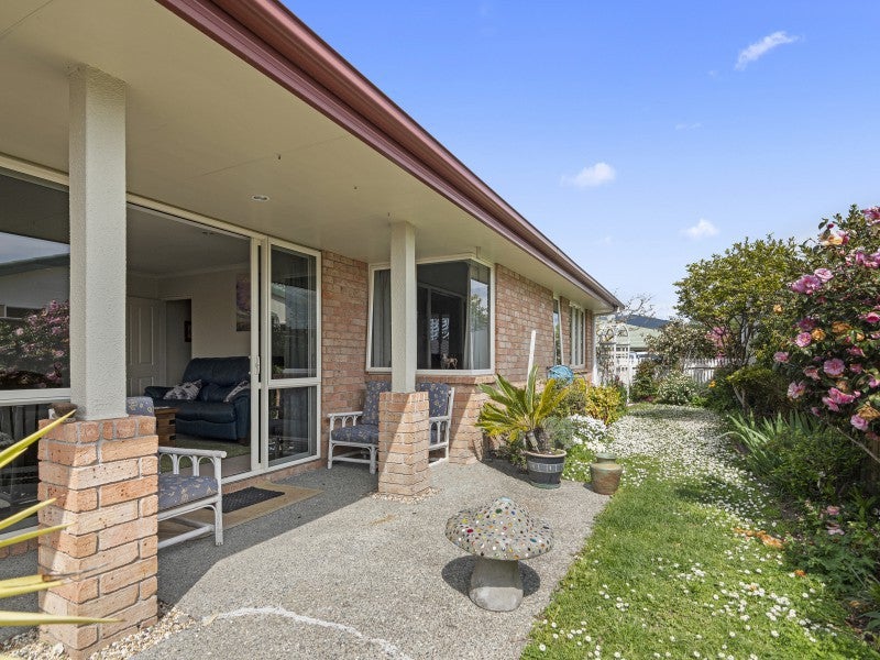16 Mata Close, Tahunanui, Nelson - Carousel 1