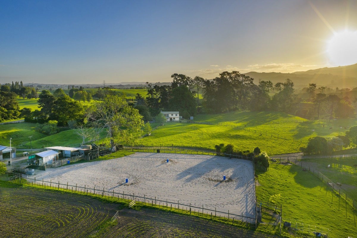 810 Pirongia Road, Pirongia, Te Awamutu - Carousel 2