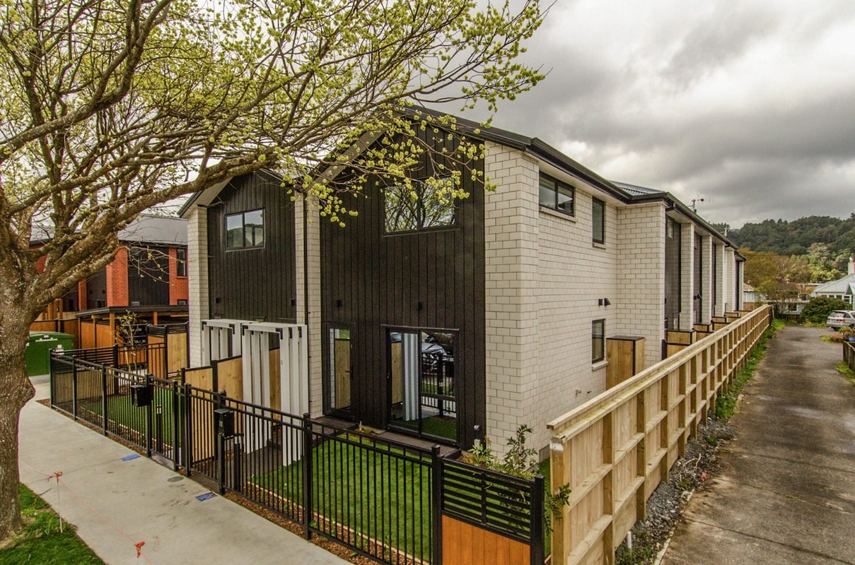 1/10 Biddle Crescent, Taita, Lower Hutt - Carousel 1