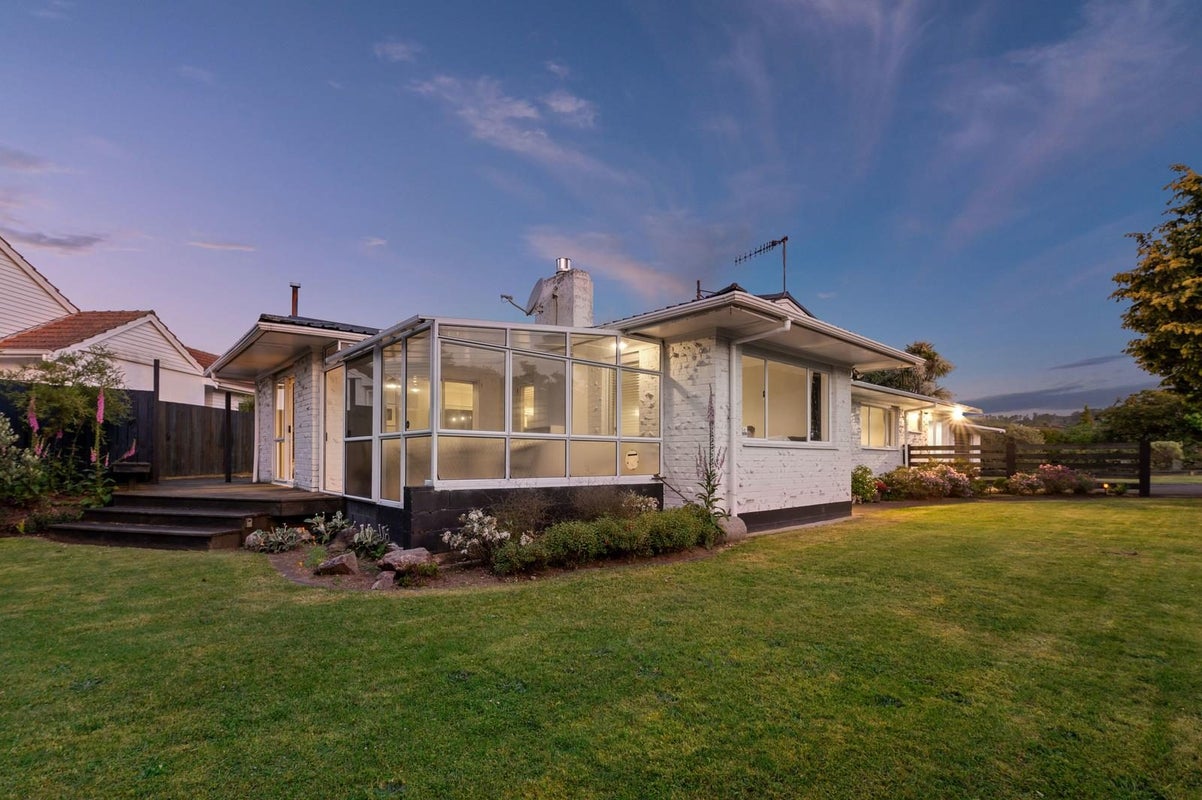 82 Lytton Street, Glenholme, Rotorua - Carousel 2