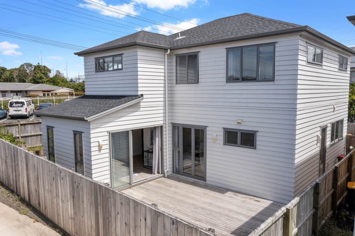 12A Bass Road, Albany, Auckland - Carousel 2
