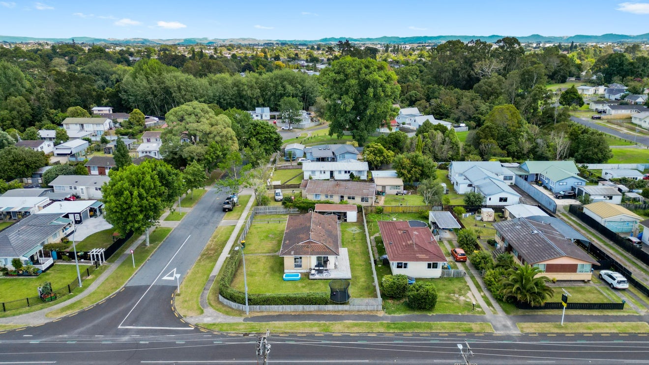 2 Amethyst Place, Chartwell, Hamilton - Carousel 25