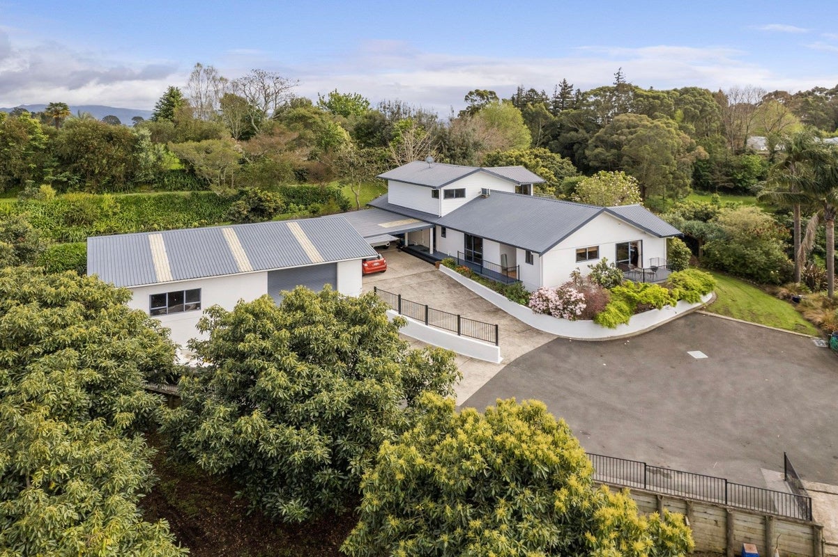 10 Old Highway, Whakamarama, Tauranga - Carousel 1
