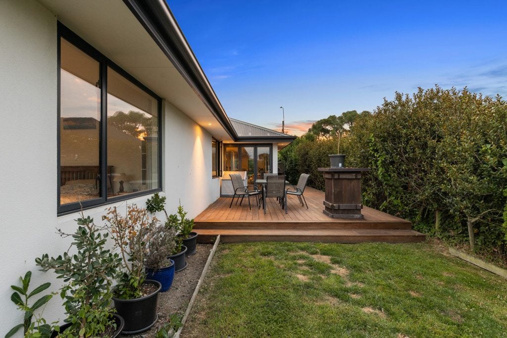905 Ferry Road, Woolston, Christchurch - Carousel 1