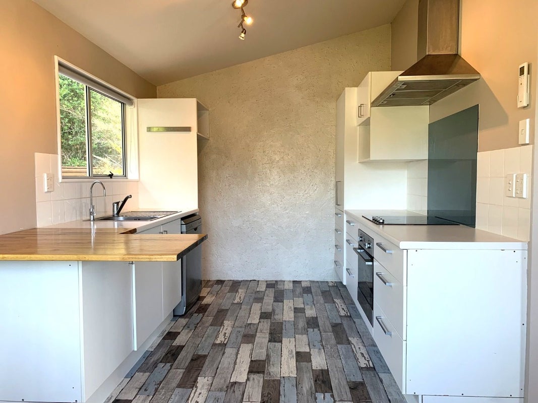 32 Chamboard Place, Washington Valley, Nelson - Carousel 2