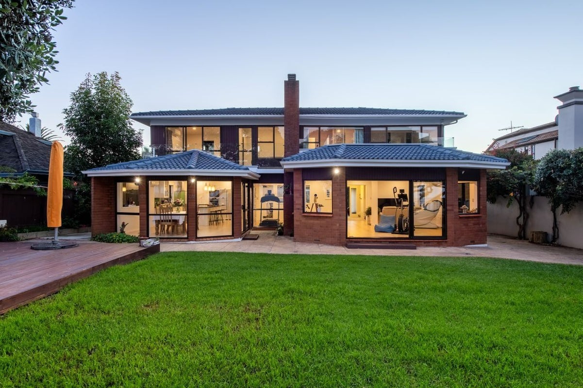 18 Red Bluff Rise, Campbells Bay, Auckland - Carousel 2