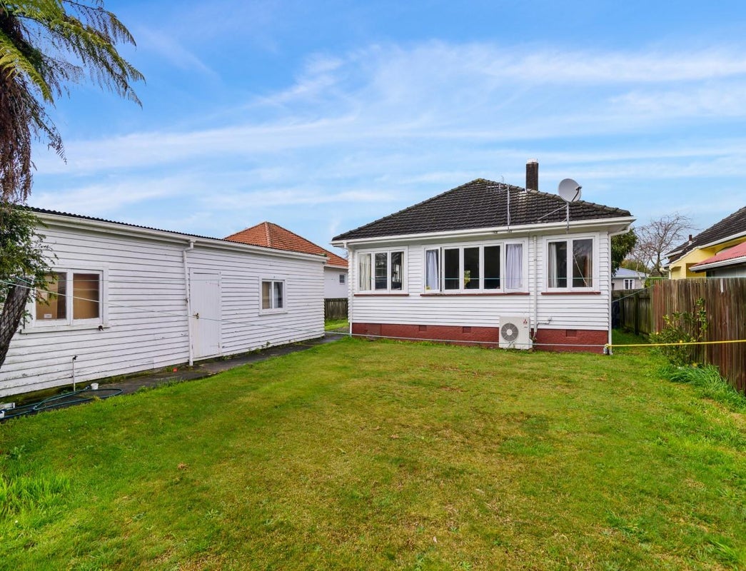 11 Elizabeth Street, Victoria, Rotorua - Carousel 2