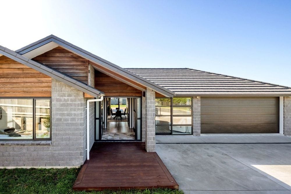 4 Paiaka Place, Rototuna North, Hamilton - Carousel 2