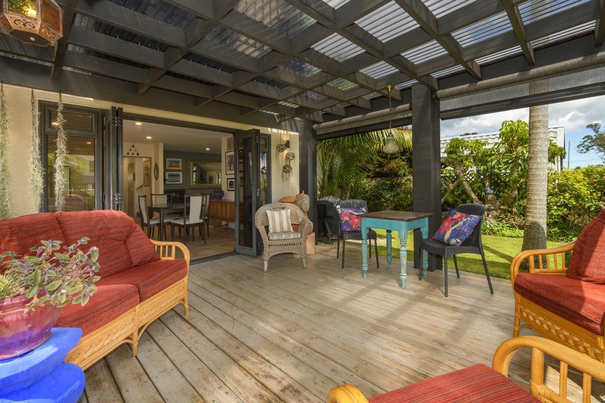 8 Pembroke Drive, Bethlehem, Tauranga - Carousel 2