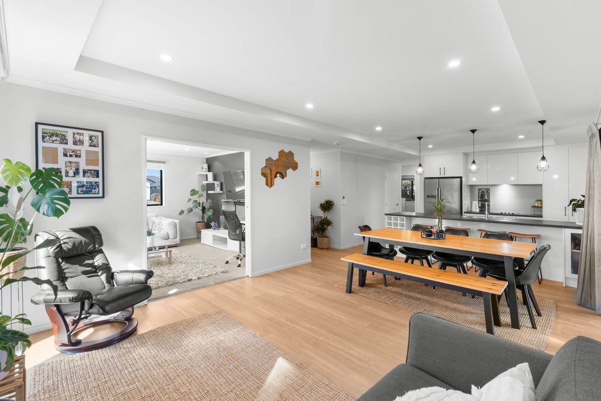 16 Barbara Joan Road, Wigram, Christchurch City, Canterbury - Carousel 2