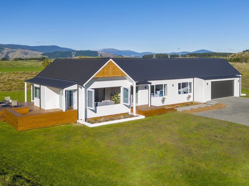 17 Amelia Way, Manakau, Levin - Carousel 1