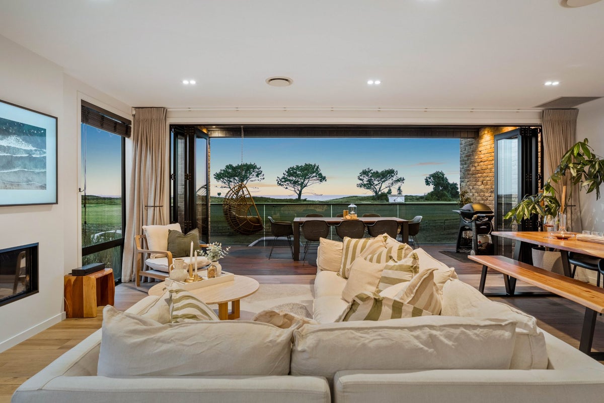 5 Haneanea Way, Papamoa Beach, Papamoa - Carousel 2