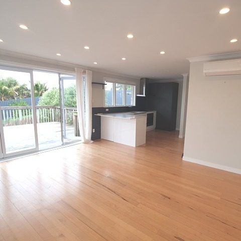 2/14 Quentin Avenue, Royal Oak, Auckland - Carousel 2