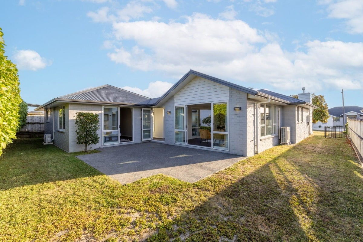 5 Audrey Place, Flagstaff, Hamilton - Carousel 12