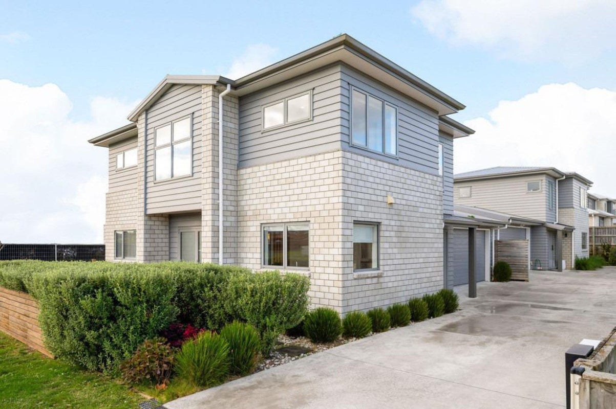 2/46 North Ridge Drive, Rototuna North, Hamilton - Carousel 2
