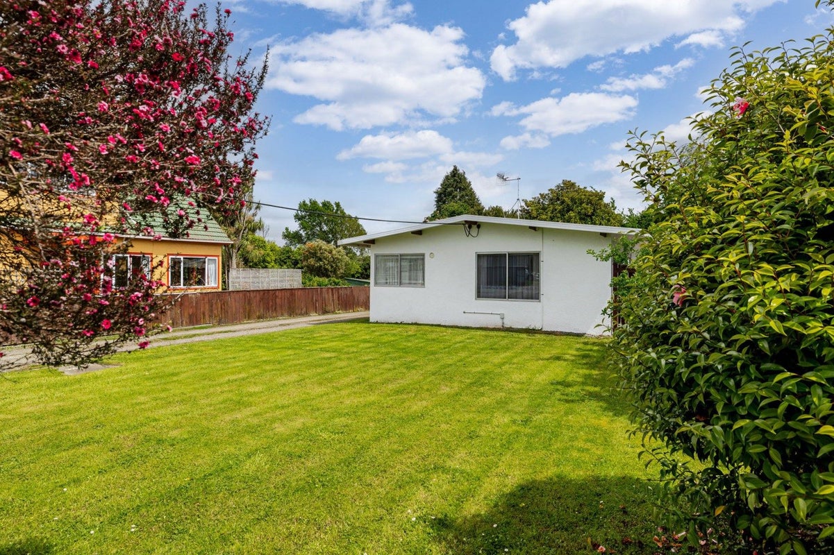 4A Kent Crescent, Awapuni, Palmerston North - Carousel 1
