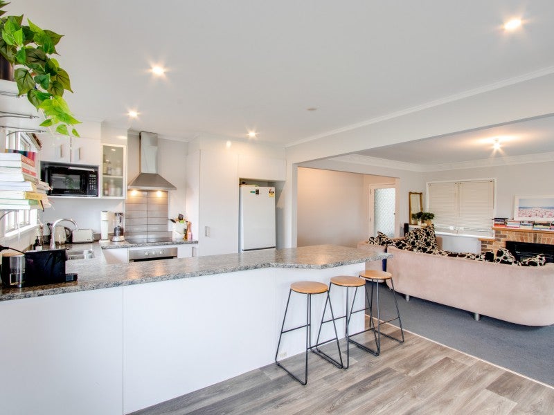 29 Wycliffe Street, Onekawa, Napier - Carousel 2
