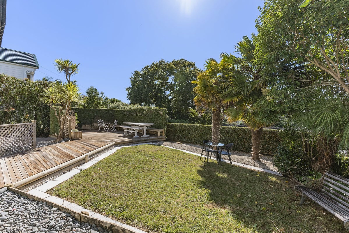 25 Windmill Road, Mount Eden, Auckland - Carousel 2