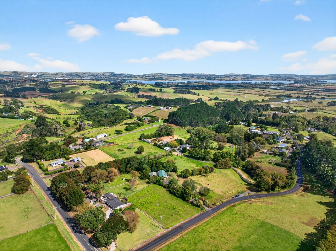 9 Reid Road, Waiuku - Carousel 10