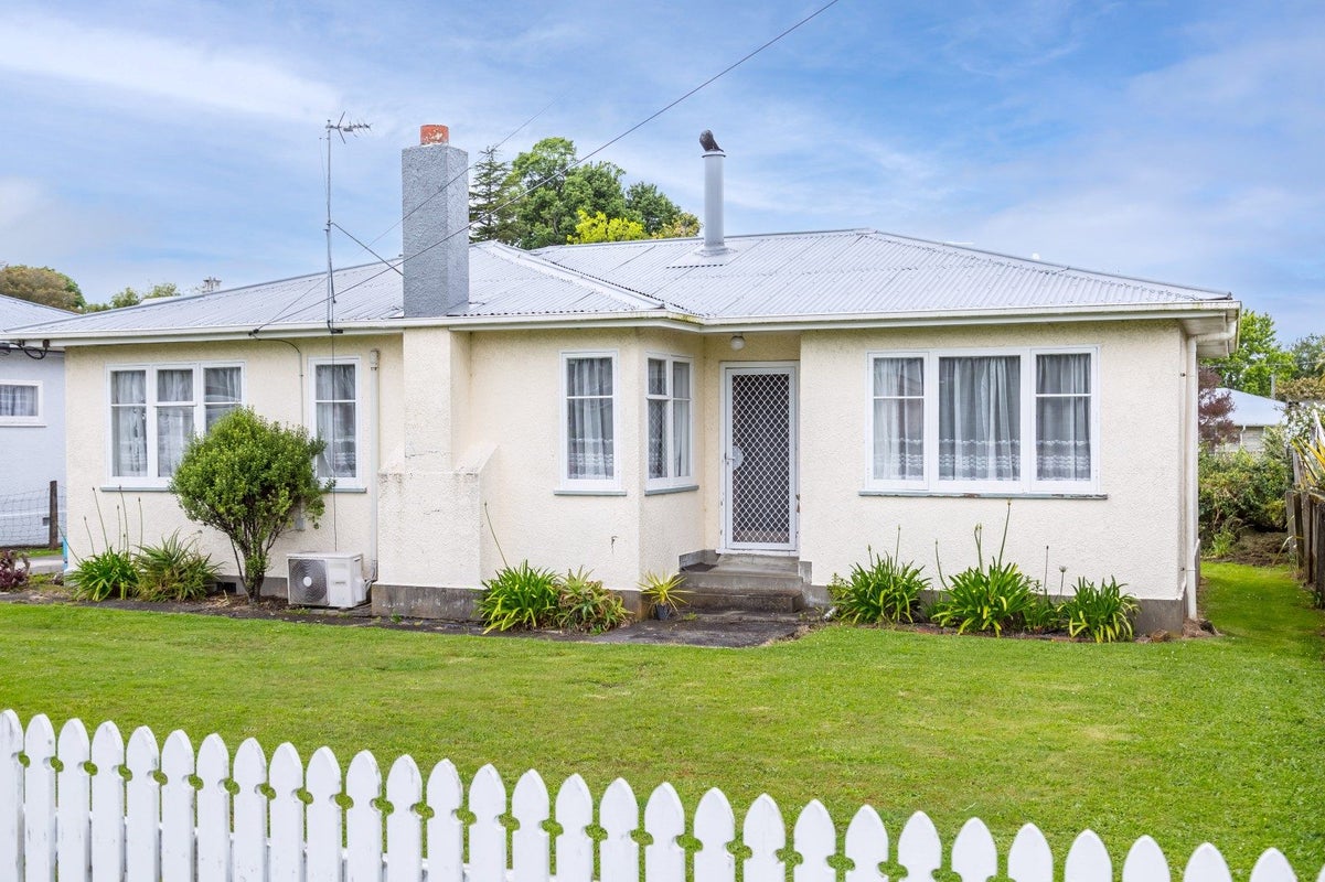 54 Totara Street, Lansdowne, Masterton - Carousel 1