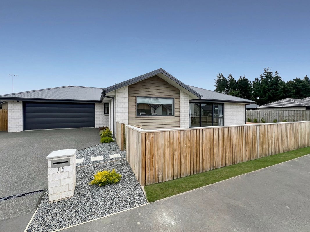 75 Hardingstone Drive, Rolleston, Rolleston - Carousel 1