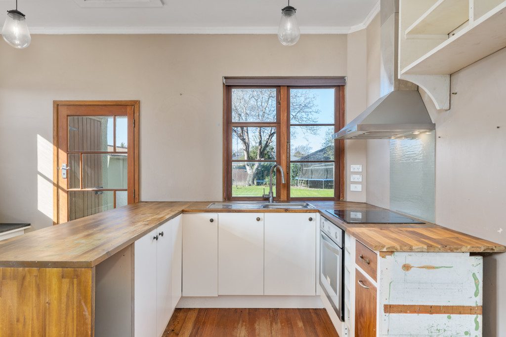 36 Warwick Street, Mayfield, Blenheim - Carousel 30