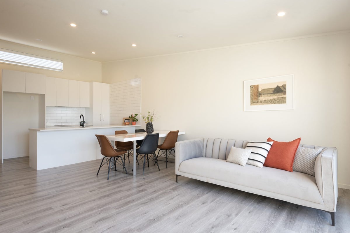 23M Hendry Avenue, Hillsborough, Auckland - Carousel 1