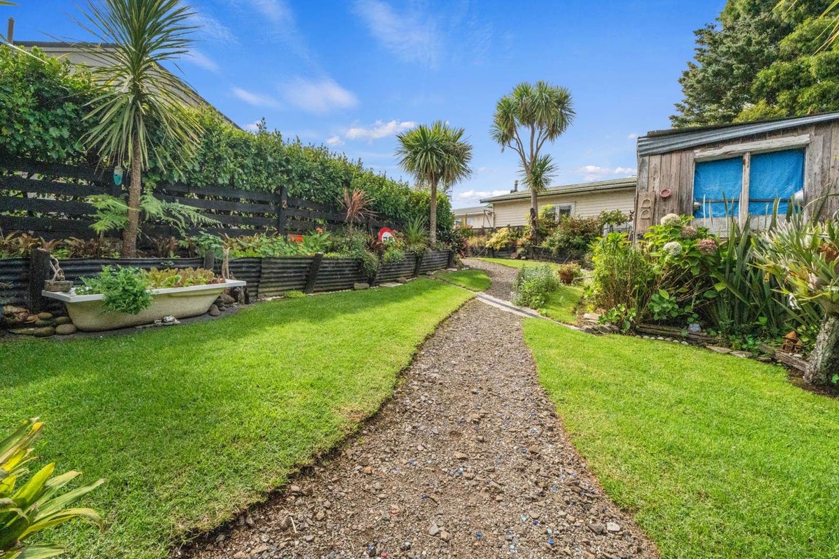 46 Oraha Road, Kumeu - Carousel 2