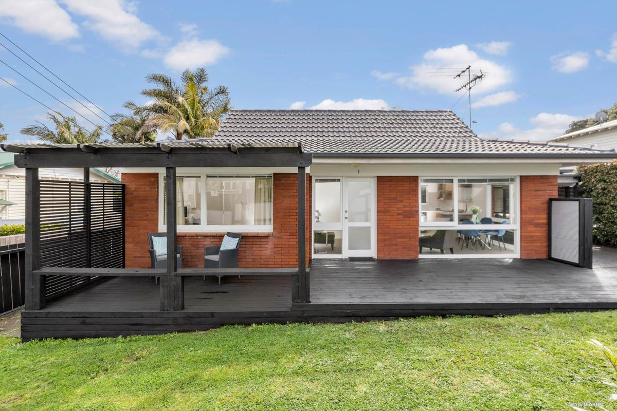 1/74 Cameron Street, Onehunga, Auckland - Carousel 1