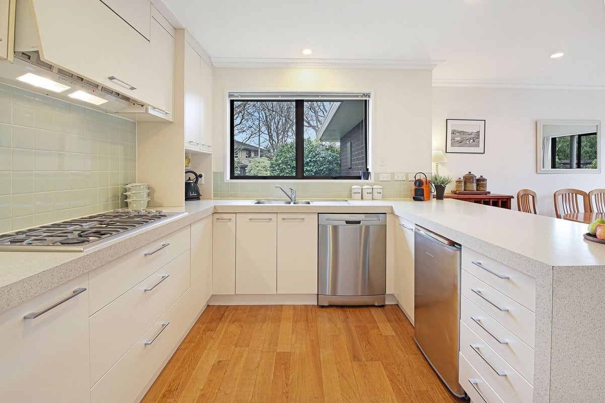 15 Witbrock Crescent, Burnside, Christchurch City, Canterbury - Carousel 2