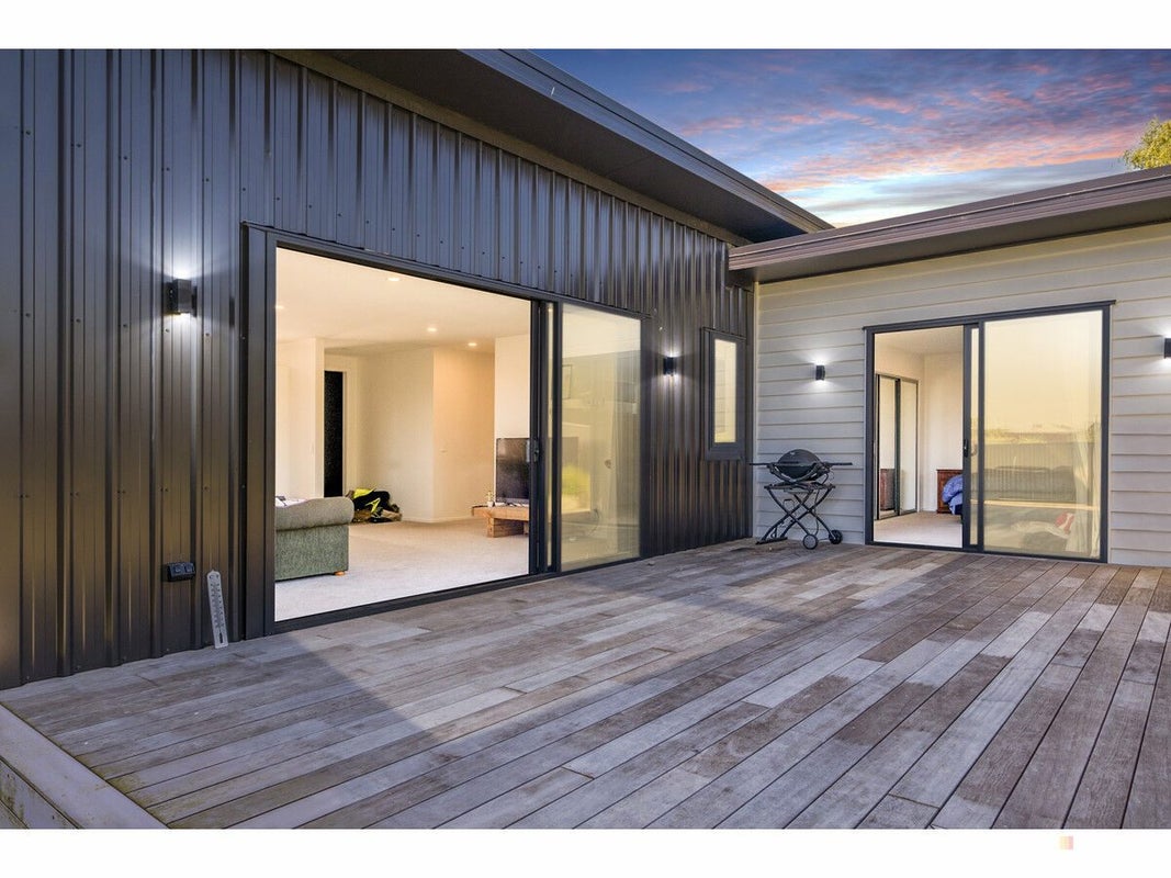 12A Argyle Street, Marchwiel, Timaru - Carousel 1