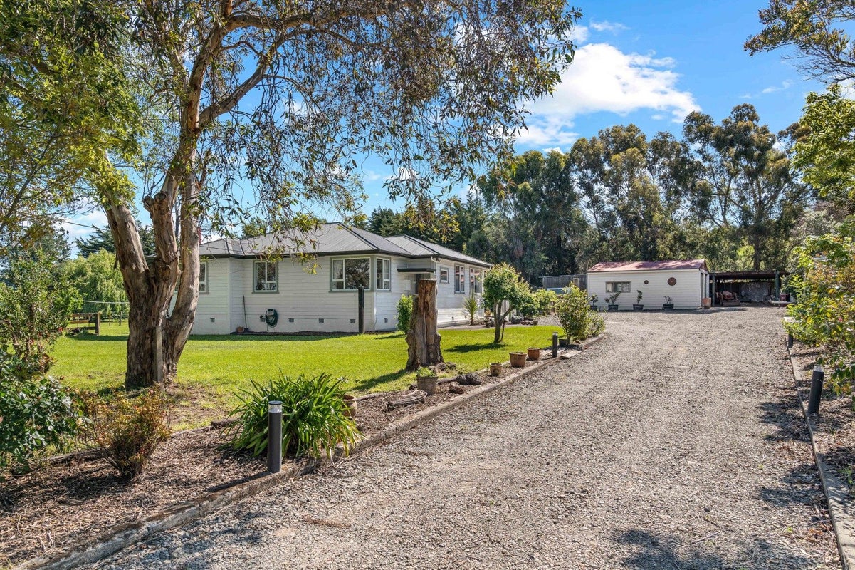 227 Gordon Street, Lansdowne, Masterton - Carousel 1